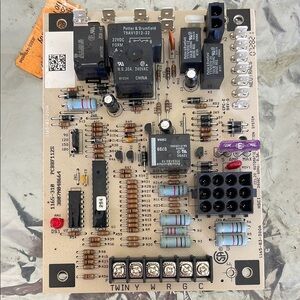 Goodman PCBBF112 Furnace Control Circuit Board 1165-83-300A